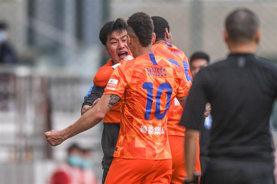 (SP)CHINA-DALIAN-FOOTBALL-CHINESE SUPER LEAGUE-FIRST ROUND-SHANDONG LUNENG VS DALIAN PRO (CN)