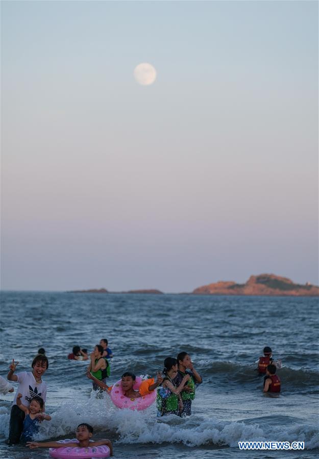 CHINA-ZHEJIANG-ZHOUSHAN-BEACH-TOURISM (CN)