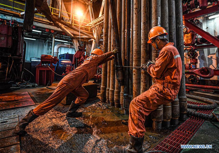 CHINA-SOUTH CHINA SEA-OIL PLATFORM-WORKERS (CN)