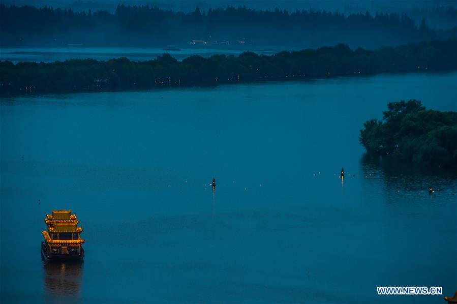 (ZhejiangPictorial) CHINA-ZHEJIANG-HANGZHOU-WEST LAKE-AUTUMN (CN)