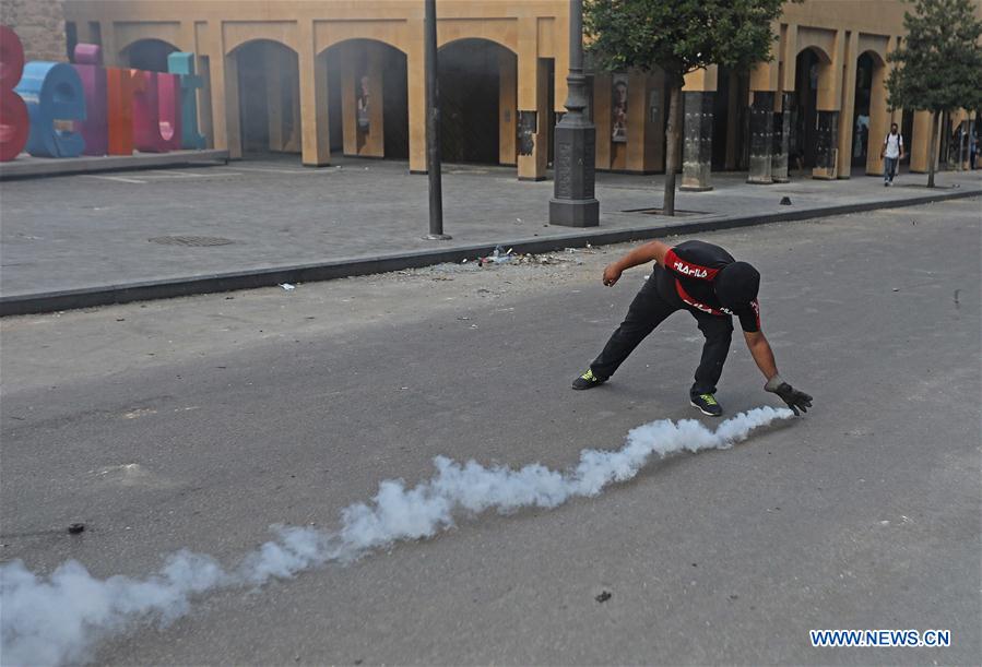 LEBANON-BEIRUT-PROTEST-CLASH