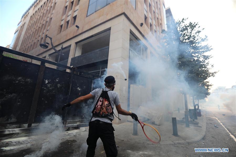 LEBANON-BEIRUT-PROTEST-CLASH