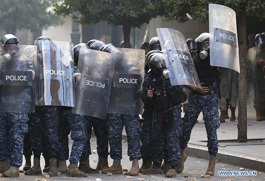 LEBANON-BEIRUT-PROTEST-CLASH