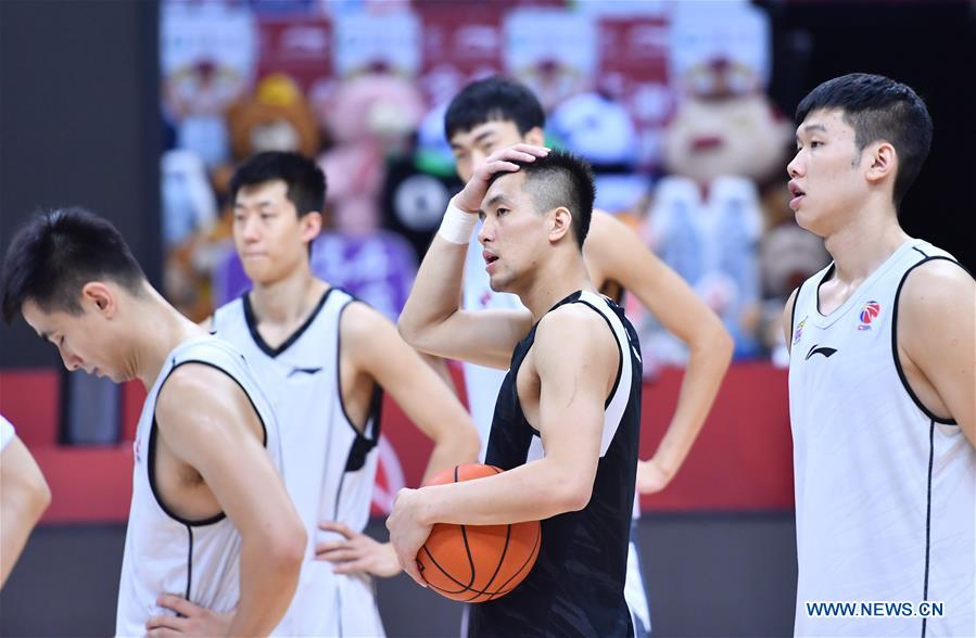 (SP)CHINA-QINGDAO-BASKETBALL-CBA LEAGUE-LIAONING-TRAINING (CN)