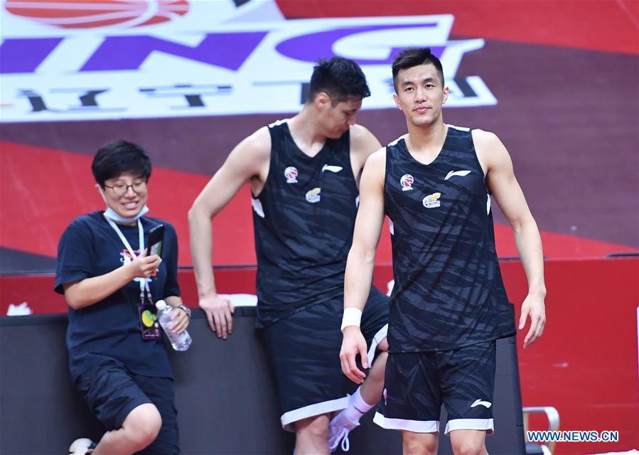 (SP)CHINA-QINGDAO-BASKETBALL-CBA LEAGUE-LIAONING-TRAINING (CN)