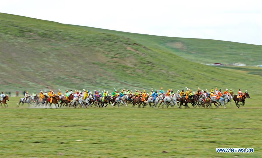 (SP)CHINA-TIBET-NAGQU-HORSE RACING FESTIVAL (CN)