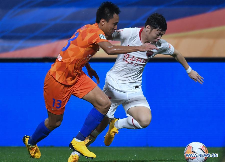 (SP)CHINA-DALIAN-FOOTBALL-CHINESE SUPER LEAGUE-SHANDONG LUNENG VS SHENZHEN FC (CN)