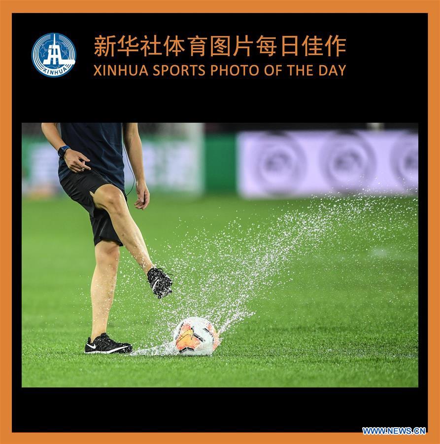 (SP)XINHUA SPORTS PHOTO OF THE DAY