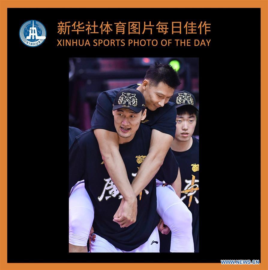 (SP)XINHUA SPORTS PHOTO OF THE DAY