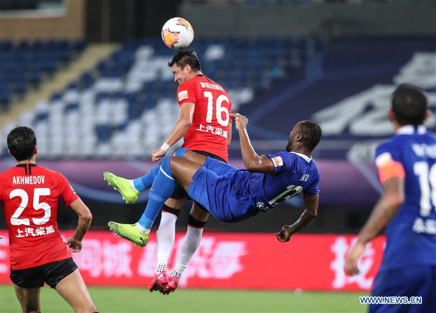 (SP)CHINA-SUZHOU-FOOTBALL-CHINESE SUPER LEAGUE-SHIJIAZHUANG EVER BRIGHT VS SHANGHAI SIPG (CN)