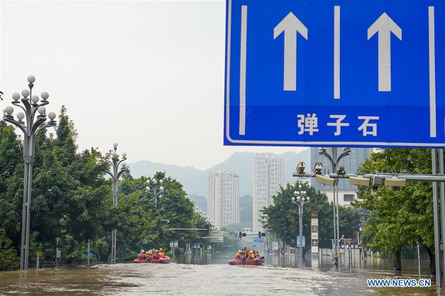 CHINA-CHONGQING-YANGTZE RIVER-FLOOD-RESCUE (CN) 