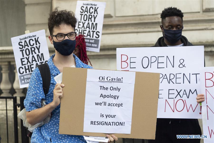 BRITAIN-LONDON-EDUCATION-DEMONSTRATION