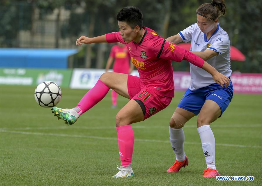 (SP)CHINA-KUNMING-FOOTBALL-2020 CFA WOMEN'S SUPER LEAGUE-CHANGCHUN VS BEIJING (CN)