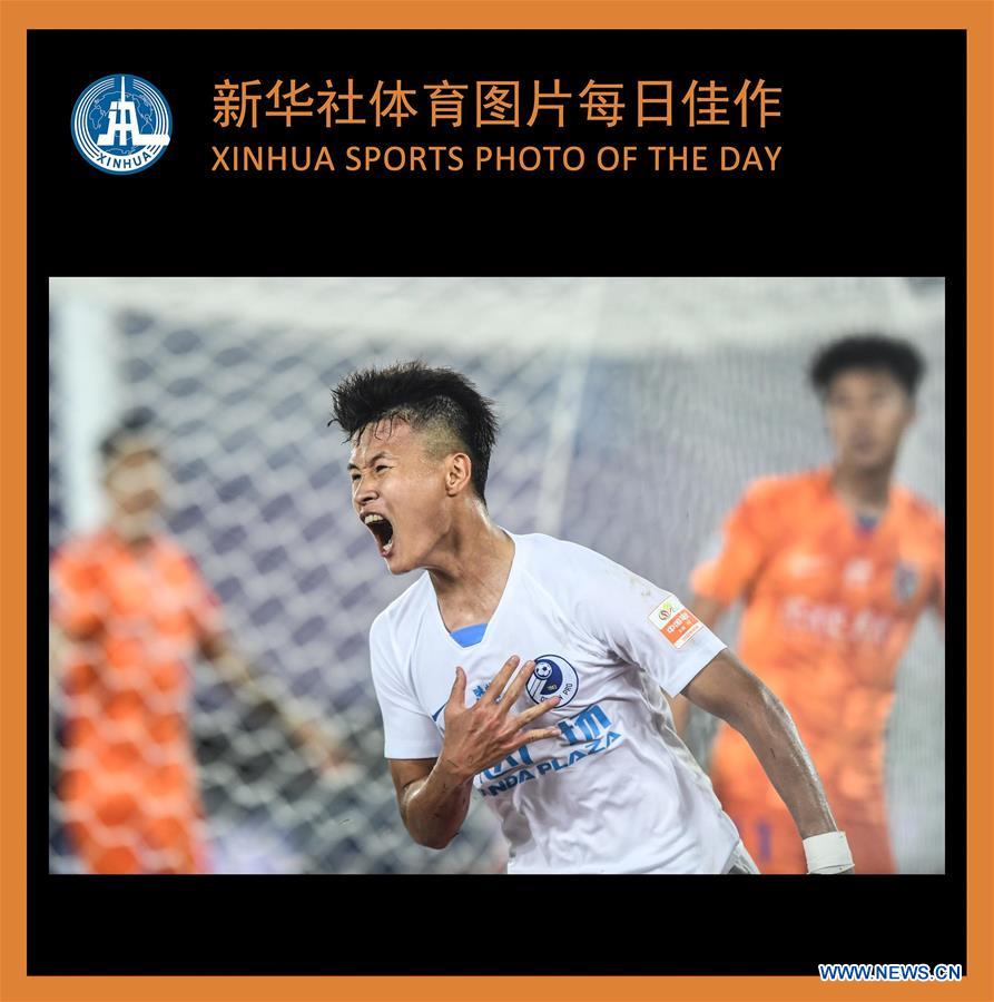 (SP)XINHUA SPORTS PHOTO OF THE DAY