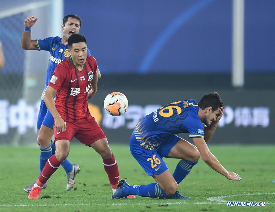 (SP)CHINA-DALIAN-FOOTBALL-CHINESE SUPER LEAGUE-HENAN JIANYE VS JIANGSU SUNING (CN)