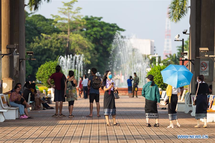 LAOS-VIENTIANE-DAILY LIFE 