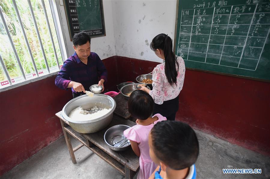 CHINA-HUNAN-VILLAGE TEACHER (CN)