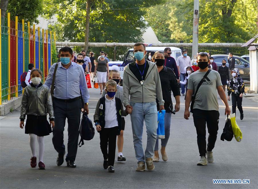 UZBEKISTAN-TASHKENT-COVID-19-SCHOOL-CLASS-RESUMPTION