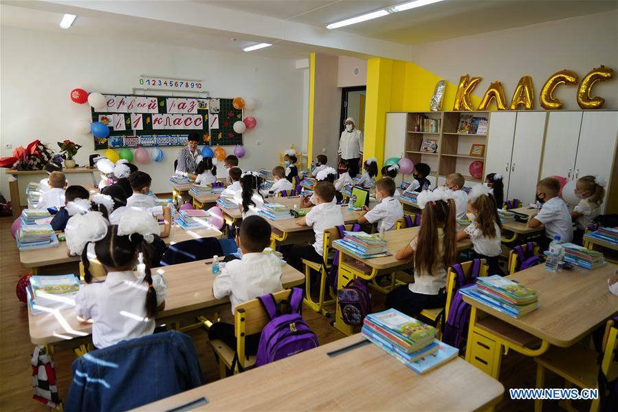 UZBEKISTAN-TASHKENT-COVID-19-SCHOOL-CLASS-RESUMPTION