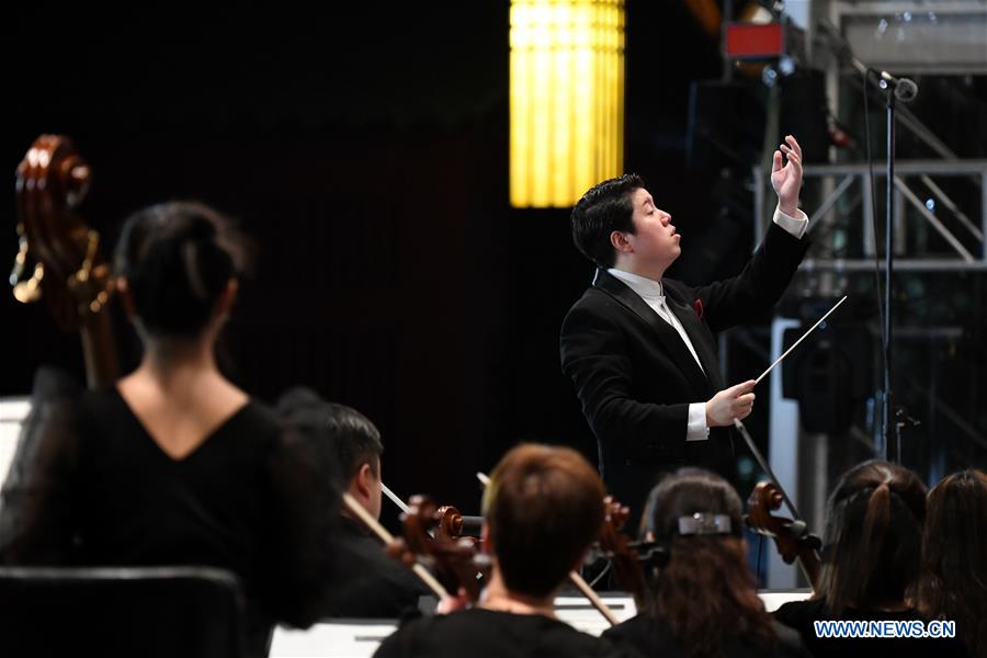 CHINA-SHAANXI-XI'AN-ORCHESTRA-CONCERT (CN)