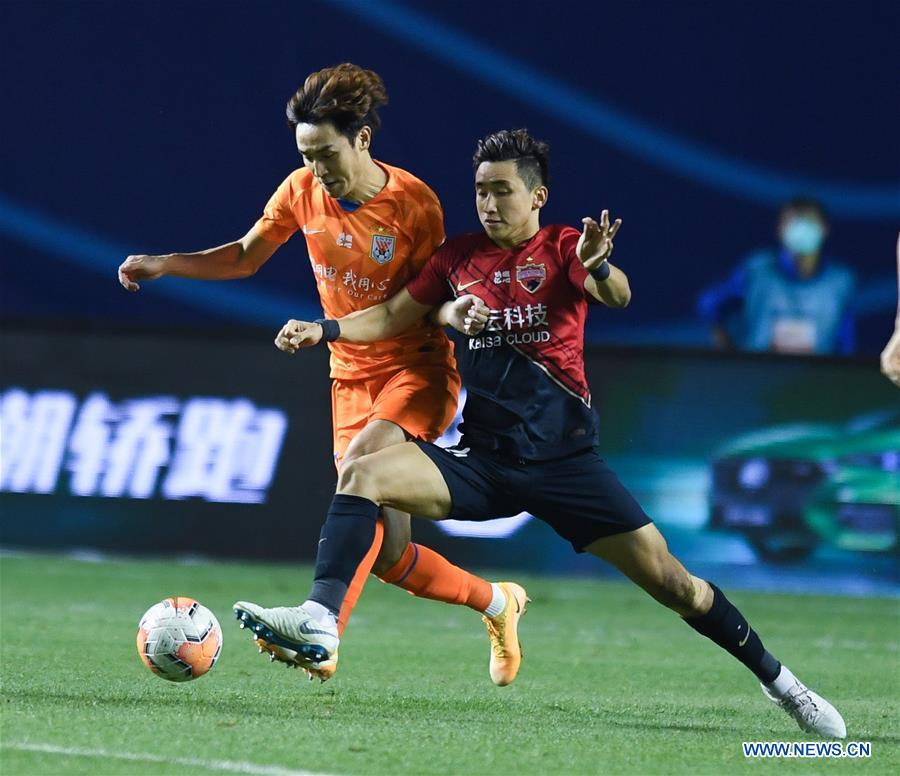 (SP)CHINA-DALIAN-FOOTBALL-CSL-SHENZHEN FC VS SHANDONG LUNENG (CN)