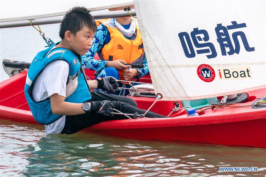 (SP)CHINA-JIANGSU-SUZHOU-SAILING-YOUNG STUDENTS(CN)