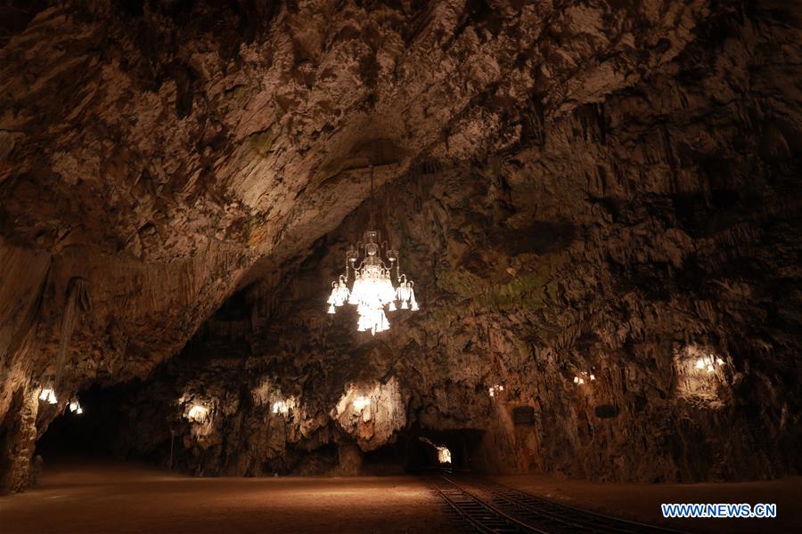 SLOVENIA-POSTOJNA CAVE