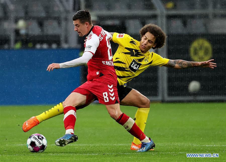 (SP)GERMANY-DORTMUND-SOCCER-BUNDESLIGA-DORTMUND VS FREIBURG