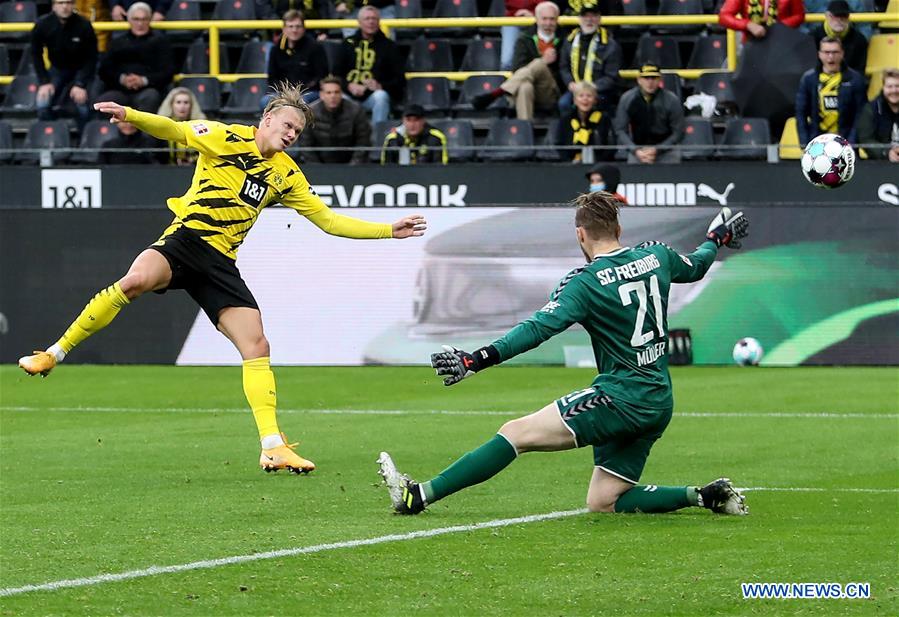 (SP)GERMANY-DORTMUND-SOCCER-BUNDESLIGA-DORTMUND VS FREIBURG