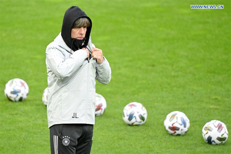 (SP)GERMANY-COLOGNE-FOOTBALL-FRIENDLY MATCH-GERMANY-TRAINING