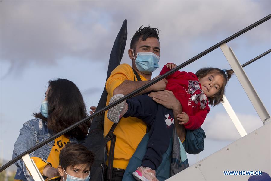 GREECE-ATHENS-REFUGEES-TRANSFER-GERMANY