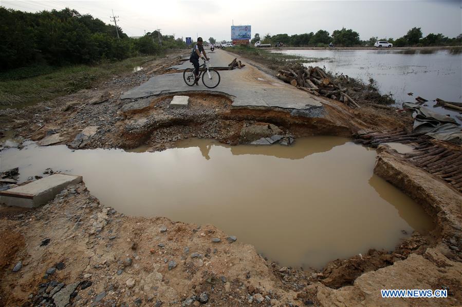 CAMBODIA-PHNOM PENH-FLOOD