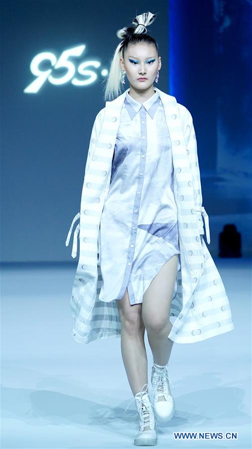 CHINA-BEIJING-FASHION WEEK (CN)