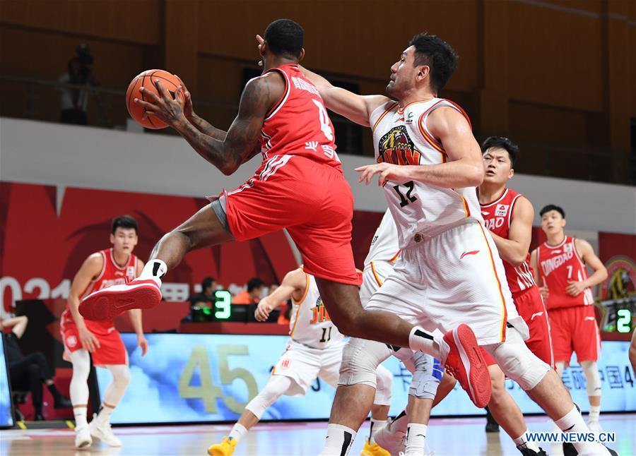 (SP)CHINA-ZHUJI-BASKETBALL-CBA LEAGUE-JILIN NORTHEAST TIGERS VS QINGDAO EAGLES (CN)