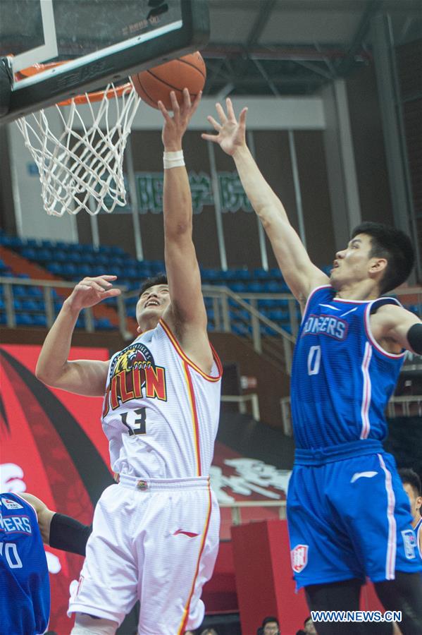 (SP)CHINA-ZHUJI-BASKETBALL-CBA LEAGUE-TIANJIN VS JILIN(CN)