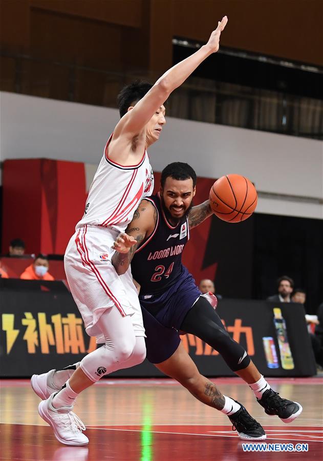 (SP)CHINA-ZHUJI-BASKETBALL-CBA LEAGUE-QINGDAO VS GUANGZHOU (CN)