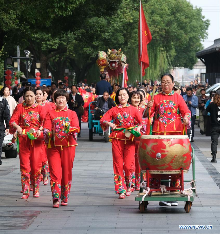 CHINA-HANGZHOU-BEGINNING OF WINTER-TRADITIONAL FOOD (CN)