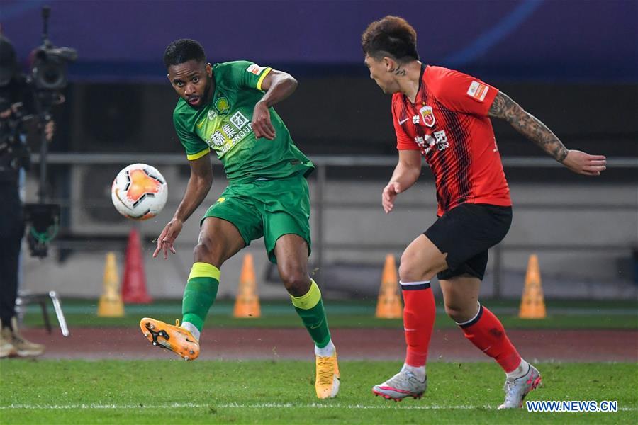 (SP)CHINA-SUZHOU-FOOTBALL-CSL-BEIJING GUOAN VS SHANGHAI SIPG (CN)