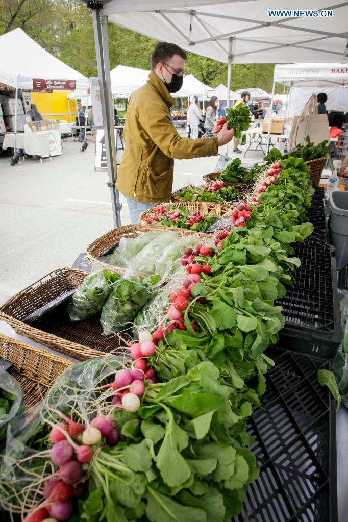 2021 summer Vancouver Farmers Markets kick off - Xinhua