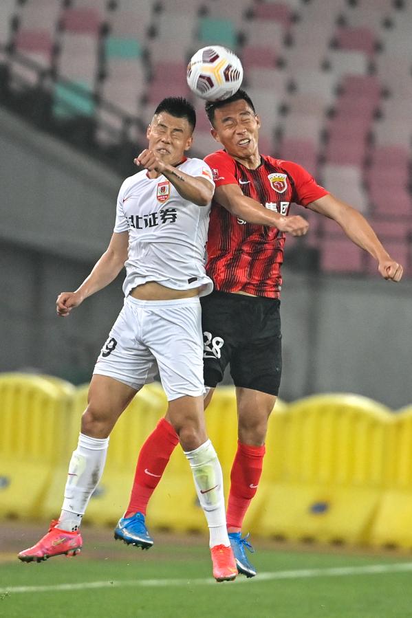 CSL match: Dalian Pro vs. Tianjin Jinmen Tiger-Xinhua