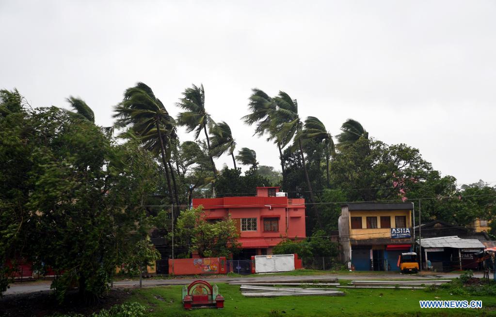 Rain, Gusty Winds Hit India's Eastern Coast As Cyclone Yaas Makes ...