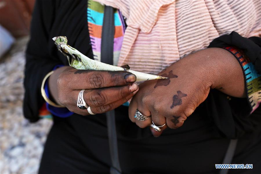 EGYPT-ASWAN-NUBIAN HENNA TATTOOS