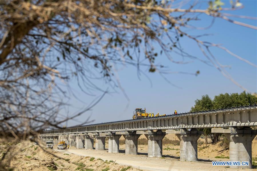 CHINA-XINJIANG-HOTAN-RUOQIANG-RAILWAY-CONSTRUCTION (CN)