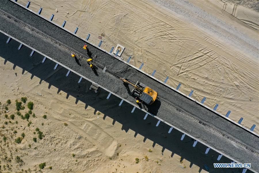 CHINA-XINJIANG-HOTAN-RUOQIANG-RAILWAY-CONSTRUCTION (CN)