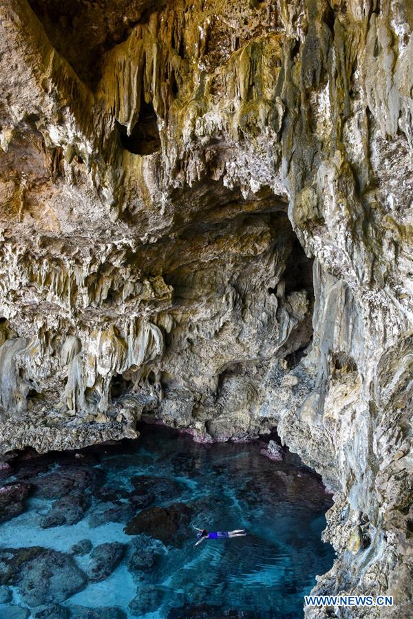 NIUE-ALOFI-SCENICS