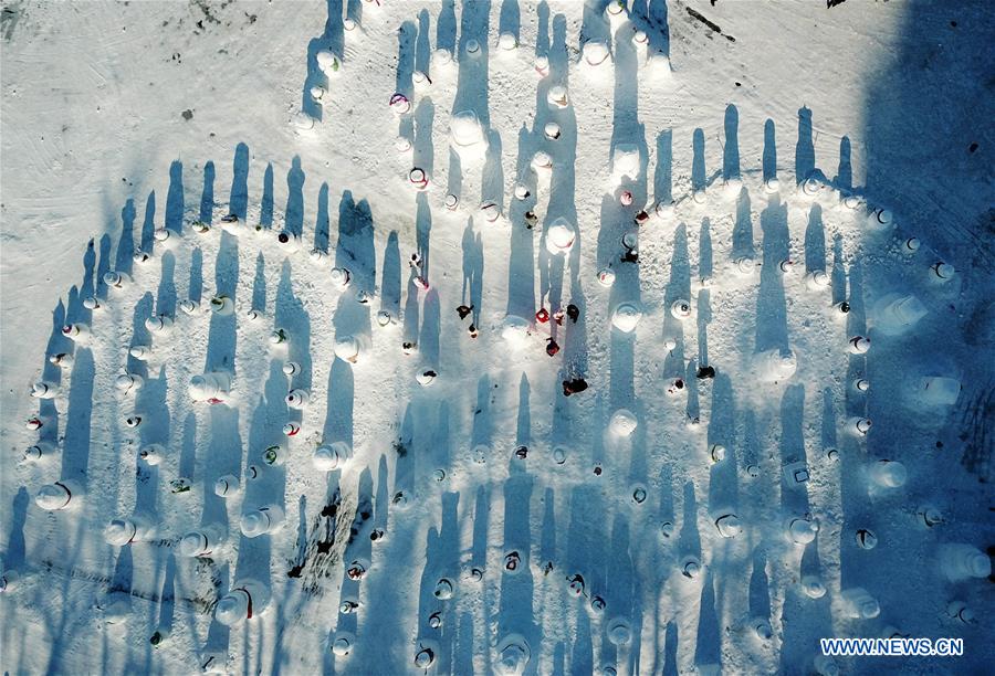 CHINA-HARBIN-SNOWMAN (CN)