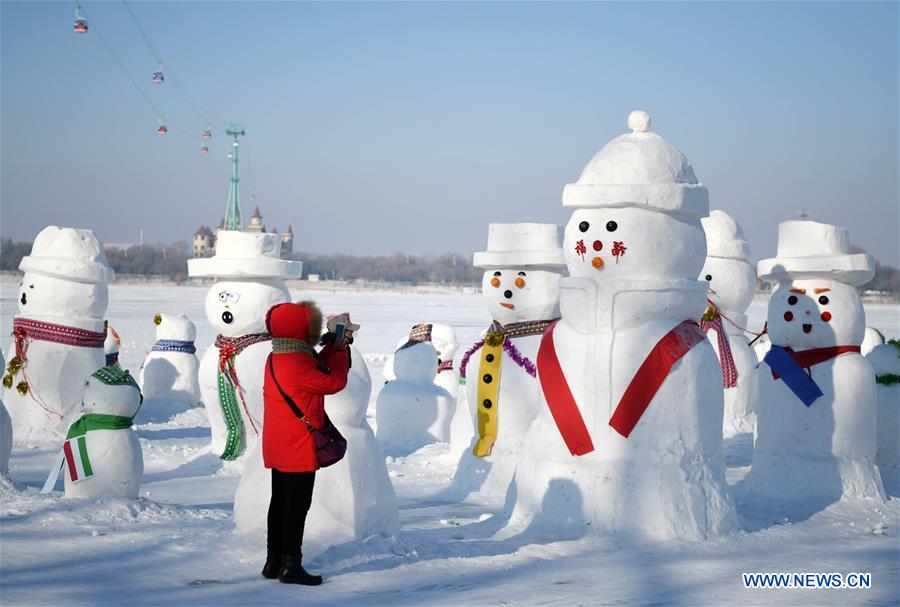 CHINA-HARBIN-SNOWMAN (CN)