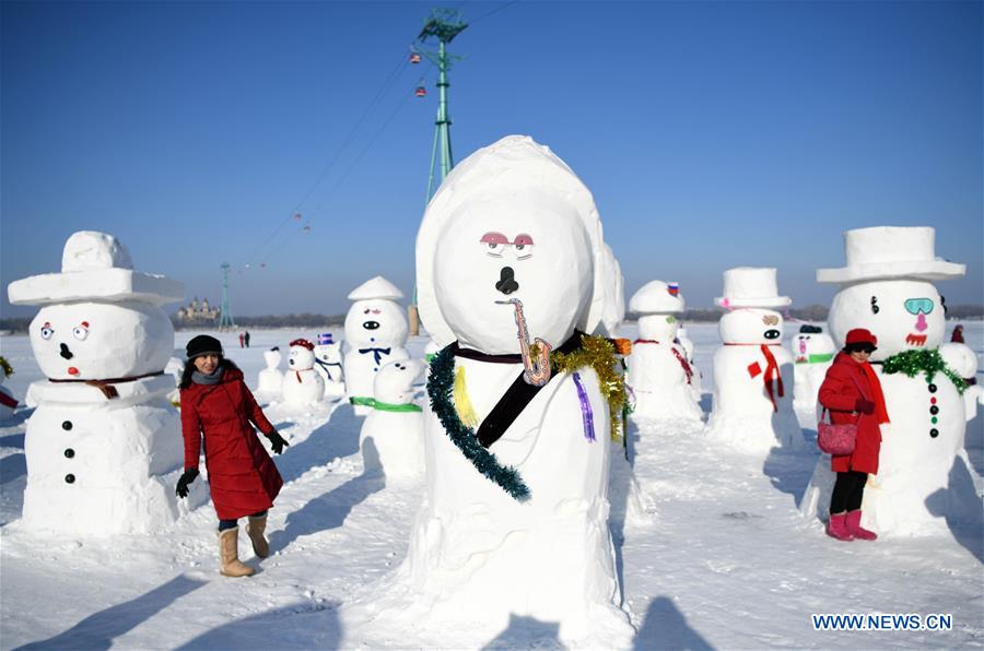 CHINA-HARBIN-SNOWMAN (CN)