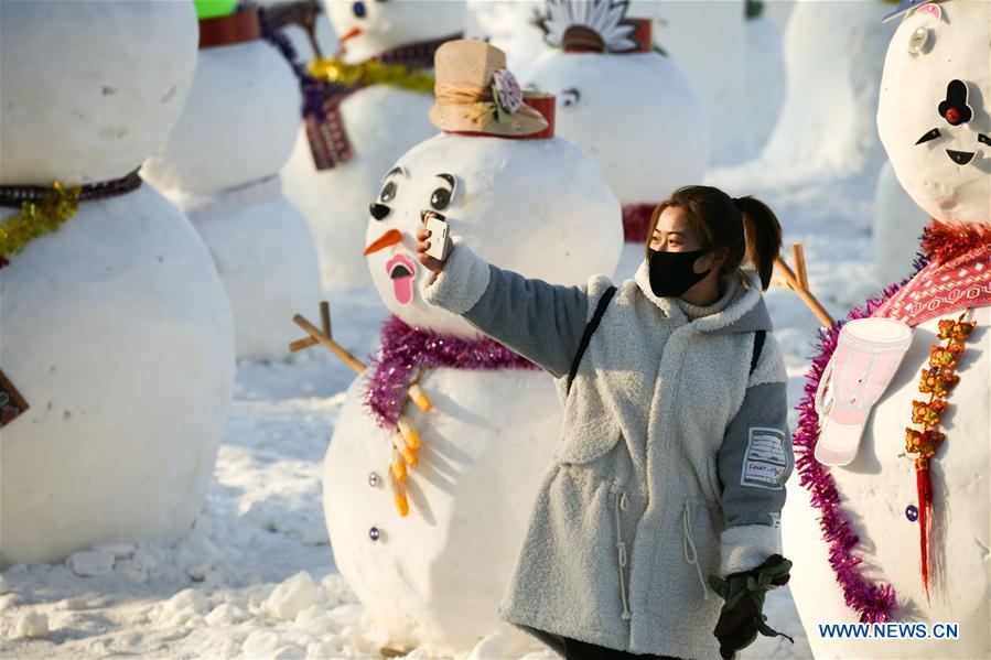 CHINA-HARBIN-SNOWMAN (CN)