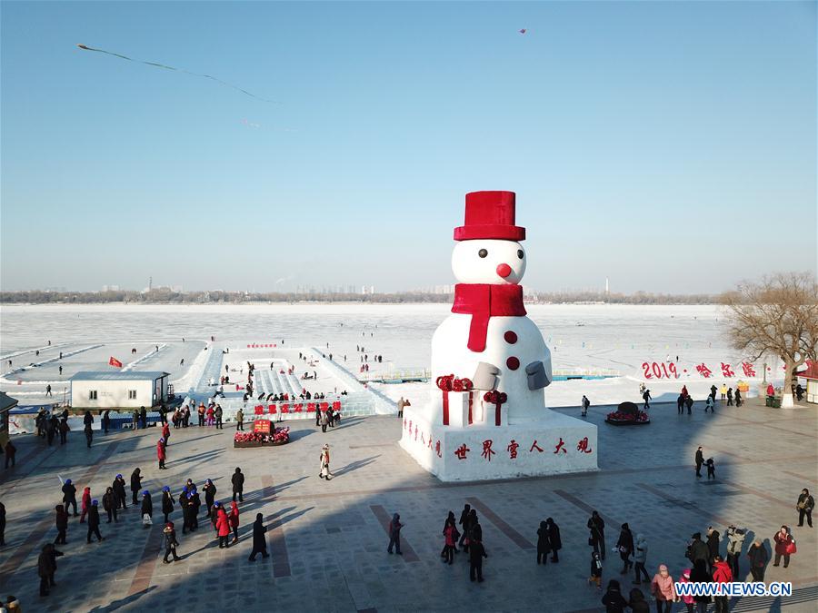 CHINA-HARBIN-SNOWMAN (CN)